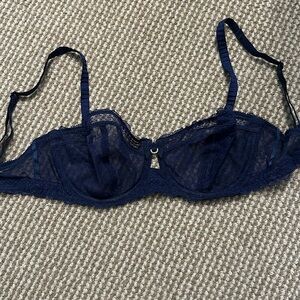 NWOT Chantelle Navy Lace Bra 32D